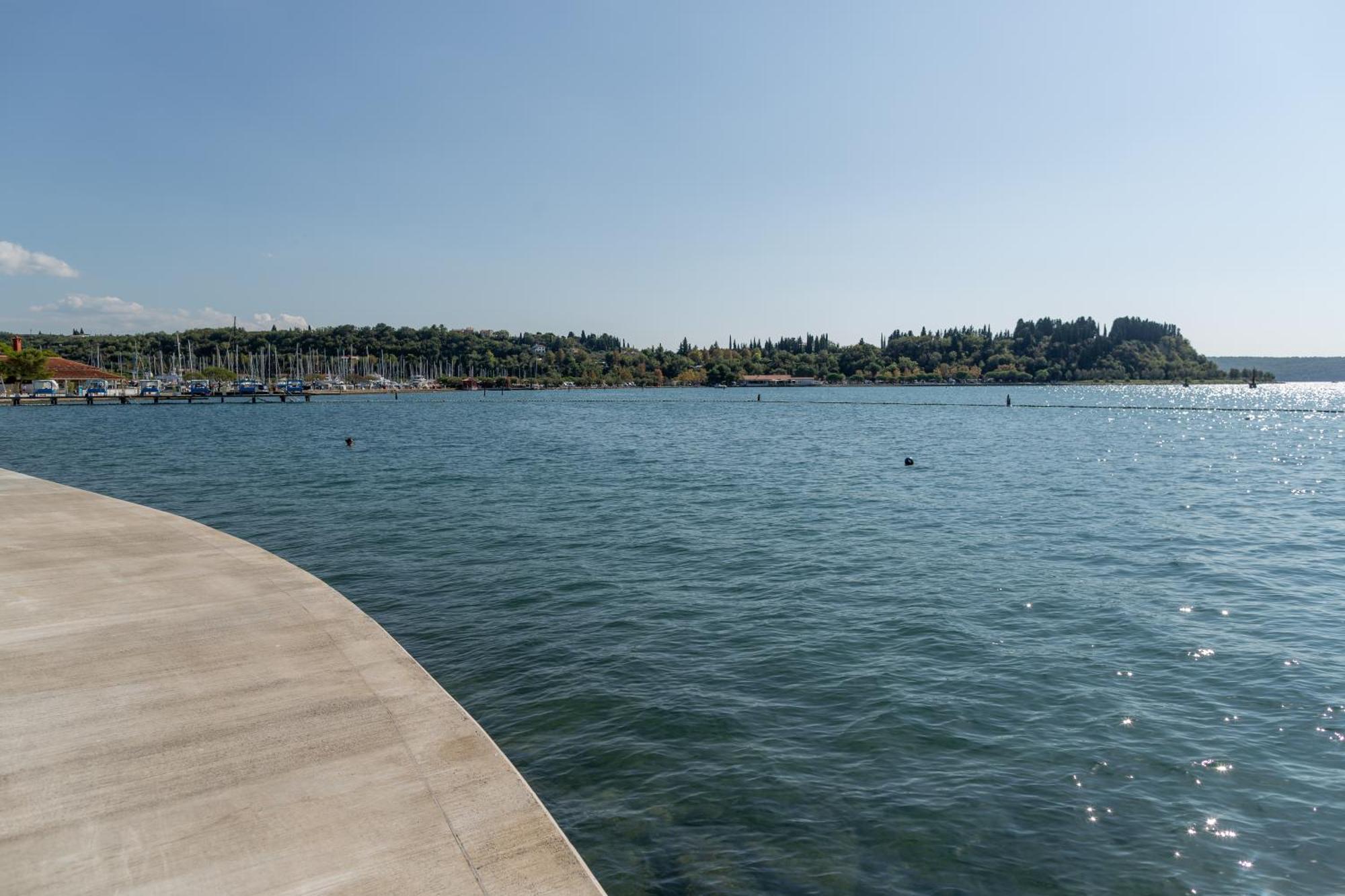 Floating Sea House Shark 3 Apartment Portoroz Ngoại thất bức ảnh