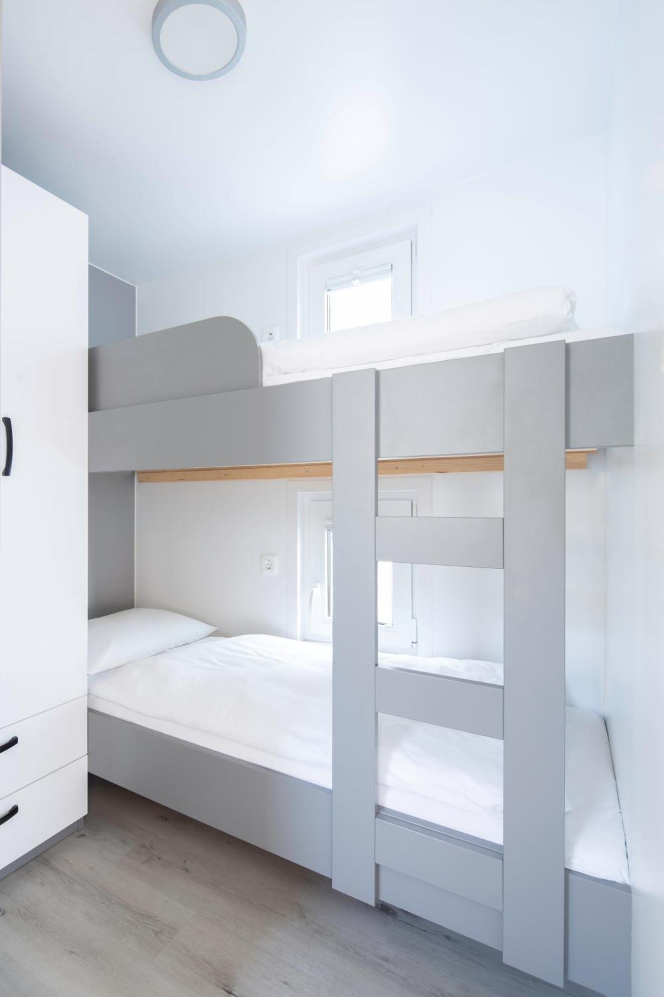 Floating Sea House Shark 3 Apartment Portoroz Ngoại thất bức ảnh