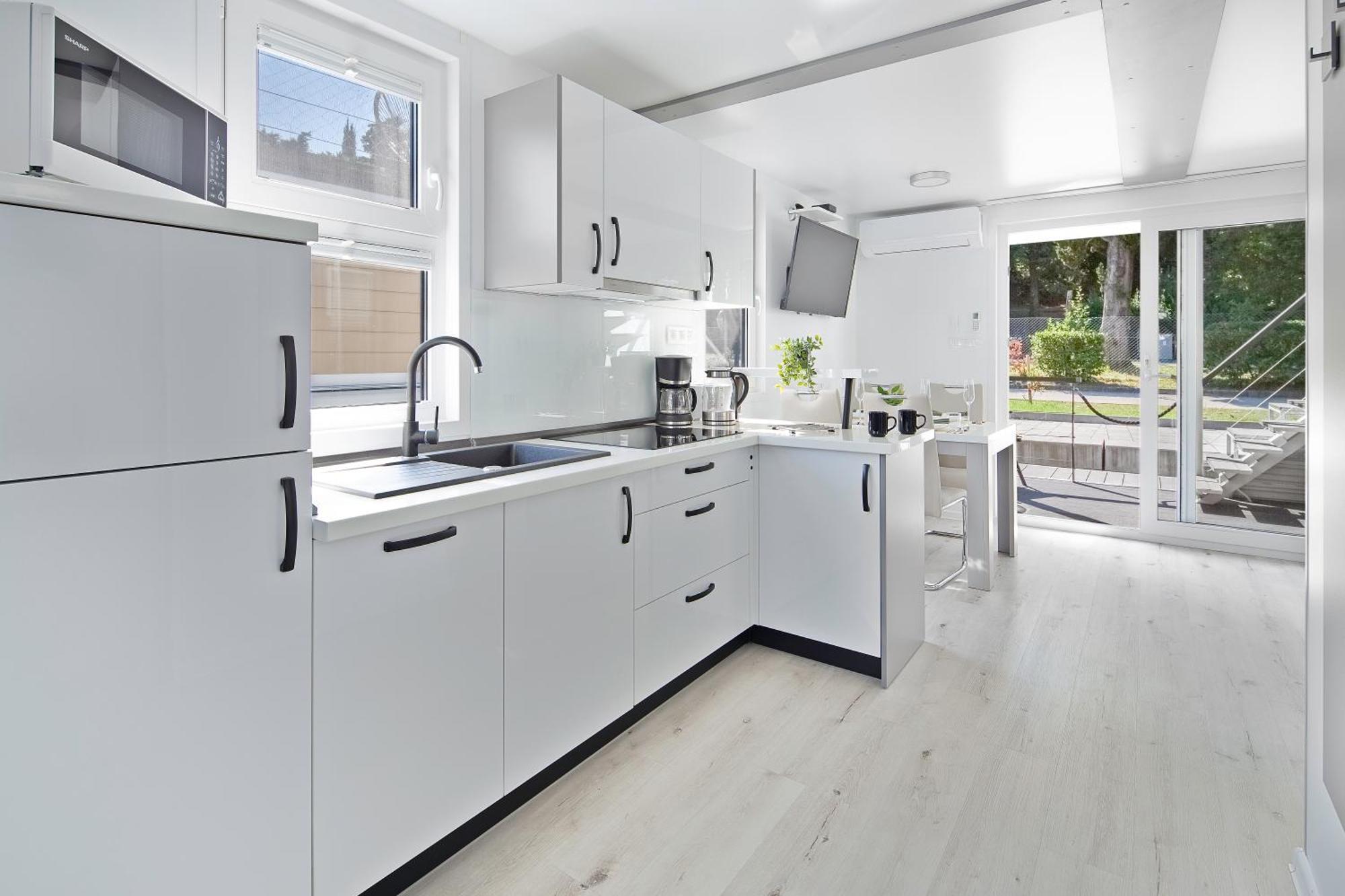 Floating Sea House Shark 3 Apartment Portoroz Ngoại thất bức ảnh