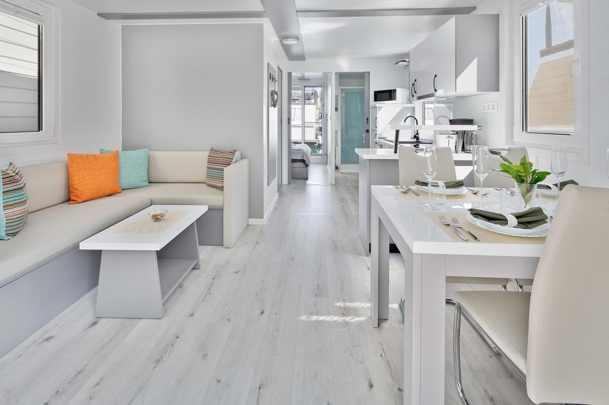 Floating Sea House Shark 3 Apartment Portoroz Ngoại thất bức ảnh